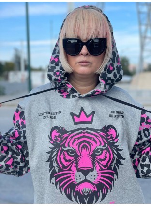 Sudadera over Pink Roar